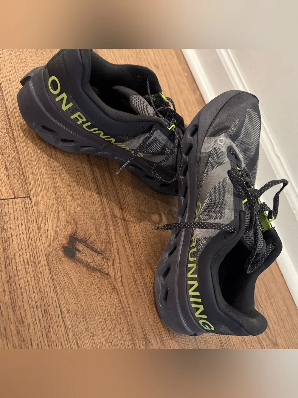 On Running Cloud women’s Gray Running Shoes with Lime Accents